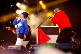 Keny Arkana aux Vieilles Charrues 2013 - La Déviation