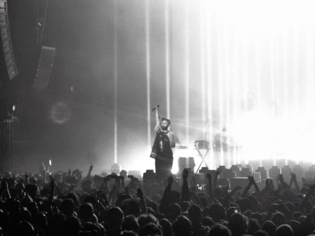 Woodkid au Zénith de Paris - Crédits @LéaHbrt - La Déviation